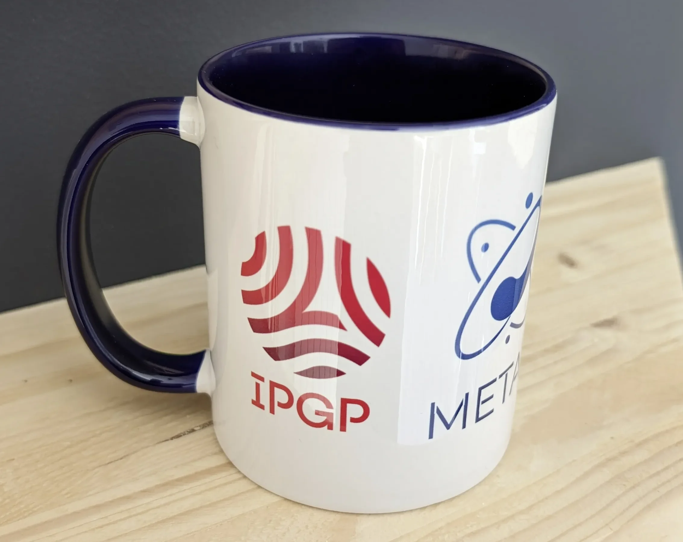 Mug personnalisé IPGP Paris avec logo de l'Institut de Physique du Globe