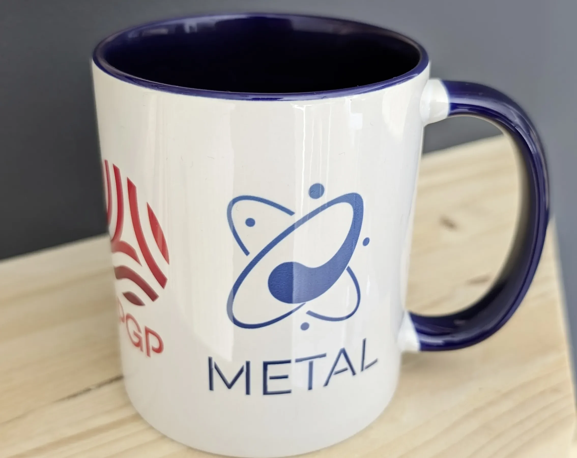 Mug personnalisé projet METAL institut de recherche